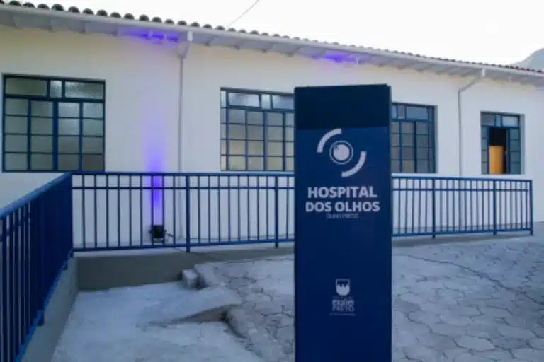 Fachada do prédio onde funciona o Hospital dos Olhos, em Ouro Preto
