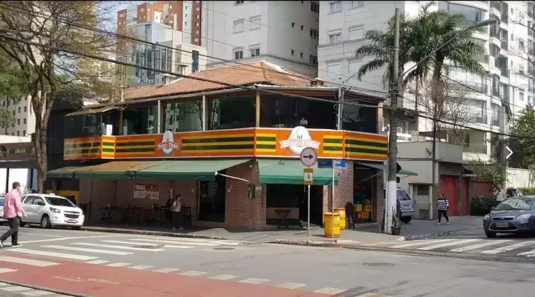 Fachada da Lanchonete Tony e Thais