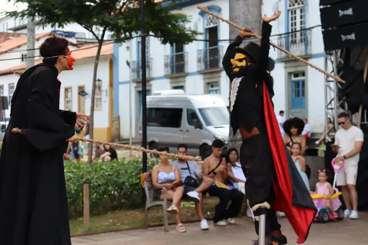 Último dia de carnaval, em Mariana, que resultou em lucro apenas razoável segundo barraqueiros e ambulantes